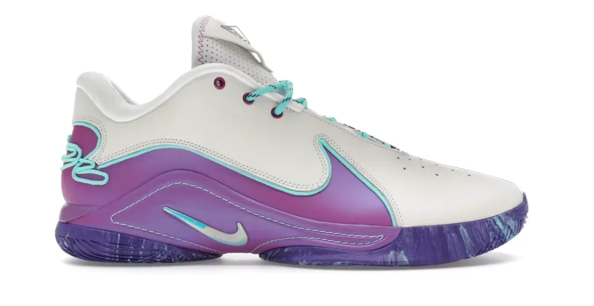 Nike LeBron 22 Frozen Grapes